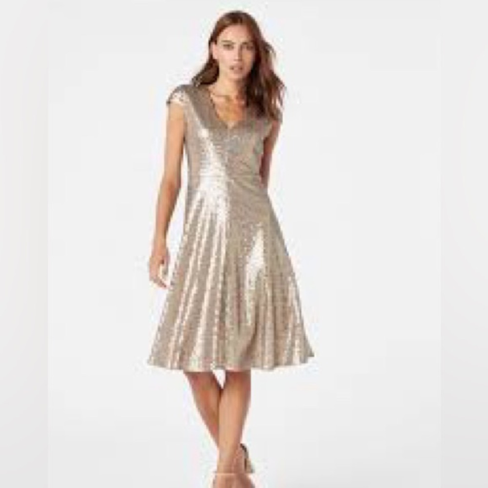 JustFab V-Neck Fit & Flare Sequin Dress Rose Gold Sz XL EUC Party